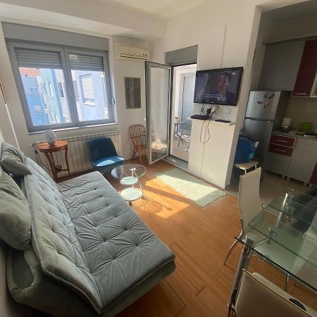 Sofy Center Apartment Újvidék Kültér fotó